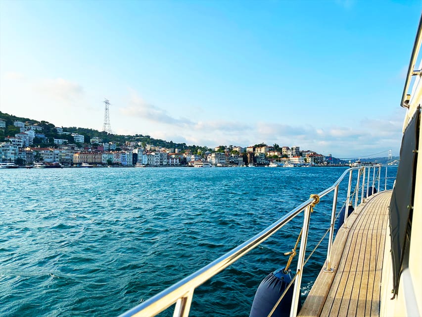 Istanbul: Bosphorus and Golden Horn Sunset Yacht Cruise - Tea, coffee, fruit, and a simple onboard spread