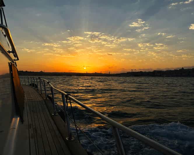 Istanbul: Bosphorus and Golden Horn Sunset Yacht Cruise - Why Istanbul looks different from the water