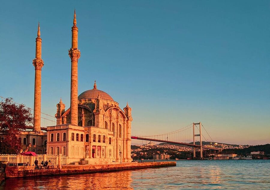 Istanbul: Bosphorus Cruise by Luxury Yacht - Ortaköy Mosque and the first bridge views