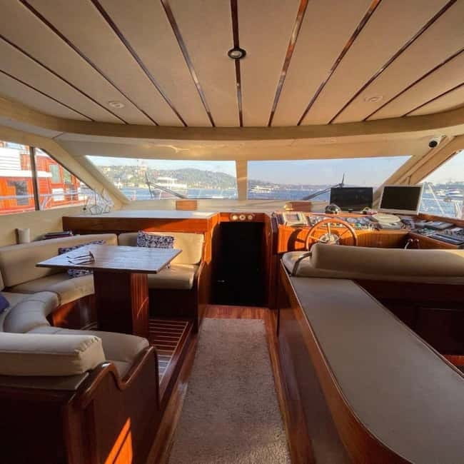 Istanbul: Bosphorus Morning or Sunset Yacht Tour with Snacks - Choosing morning or sunset