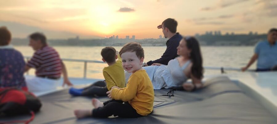 Istanbul: Bosphorus Sunset Cruise on Yacht with Live Guide - Key things to know before you book