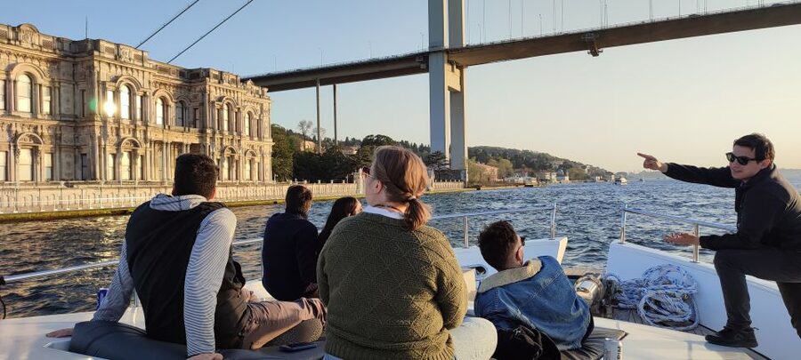 Istanbul: Bosphorus Sunset Cruise on Yacht with Live Guide - The Asian shore: fortresses, palaces, and wooden houses