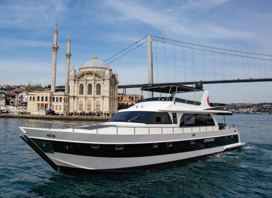 Istanbul: Bosphorus Sunset or Night Yacht Cruise & Transfers - Ortaköy Mosque and the northern European shore