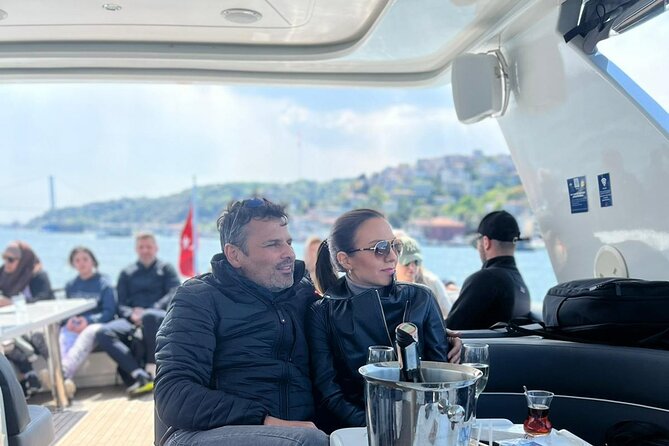 Istanbul Bosphorus Yacht Experience – Asian Side Visit in Kanlica - Food, drinks, seating, and onboard comfort