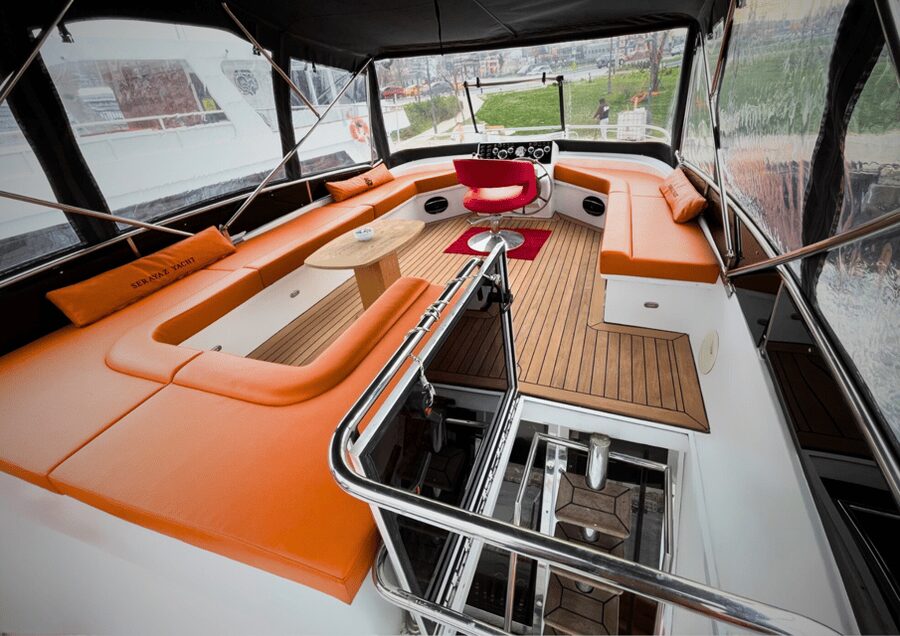 Istanbul: Private Bosphorus Cruise on Luxury Yacht - What the 19-meter yacht changes