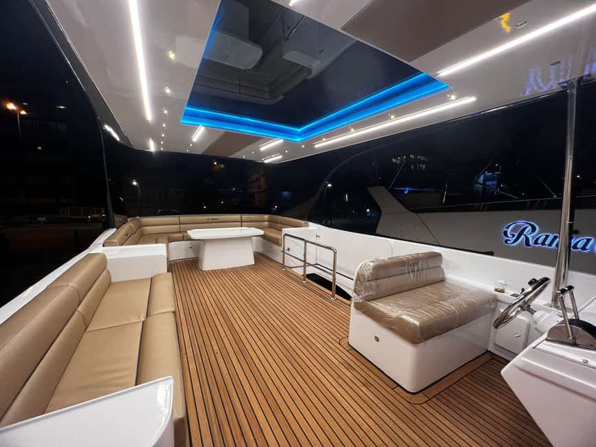 Istanbul: Private Bosphorus Yacht with Tour Guide and Snacks - Key points to know before boarding