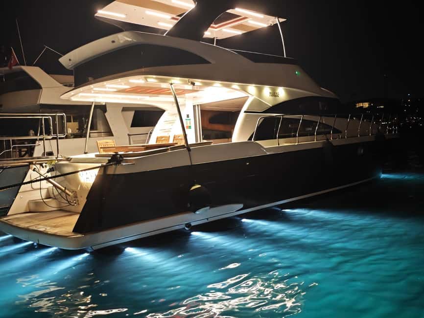 Istanbul: Private Bosphorus Yacht with Tour Guide and Snacks - Starting near Karaköy Tram Station