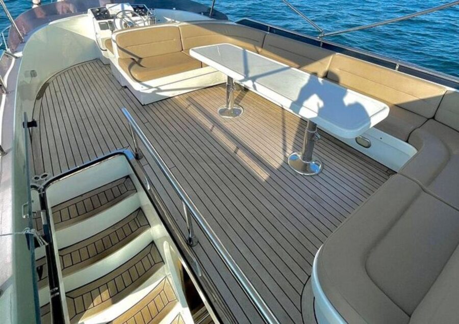 Istanbul: Small-Group Luxury Yacht Sunset Cruise w/ Snacks - Sunset on the Bosphorus, with Istanbul in two directions