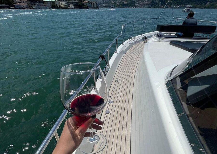 Istanbul: Small-Group Luxury Yacht Sunset Cruise w/ Snacks - Practical details before you book