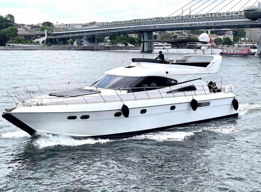 Istanbul: Small-Group Luxury Yacht Sunset Cruise w/ Snacks - Bebek and the Asian shore