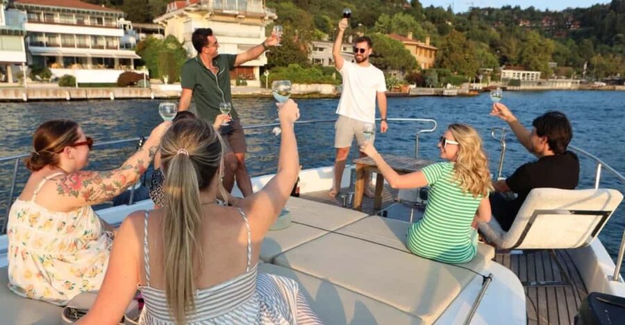 Istanbul: Small Group Yacht Tour with Unlimited Wine - Is $57 good value?