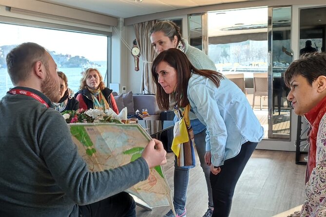 Istanbul Sunset Cruise on Luxury Yacht - Guided Group Cruise - Dolmabahçe Palace and Beşiktaş from the water