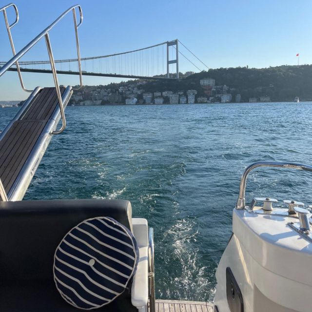 Istanbul: Sunset or Day Small-Group Yacht Cruise with Snacks - The audio guide: useful, but bring a backup plan