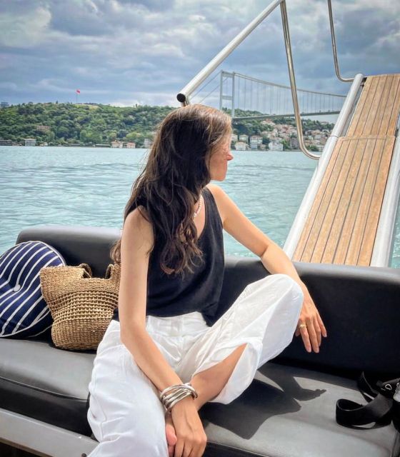 Istanbul: Sunset or Day Small-Group Yacht Cruise with Snacks - What you actually get to eat and drink