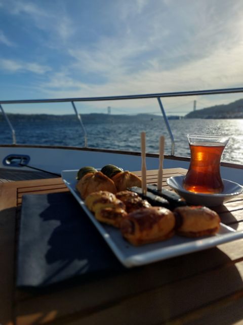 Istanbul: Sunset Yacht Cruise on the Bosphorus with Transfer - What makes this Bosphorus cruise worth considering