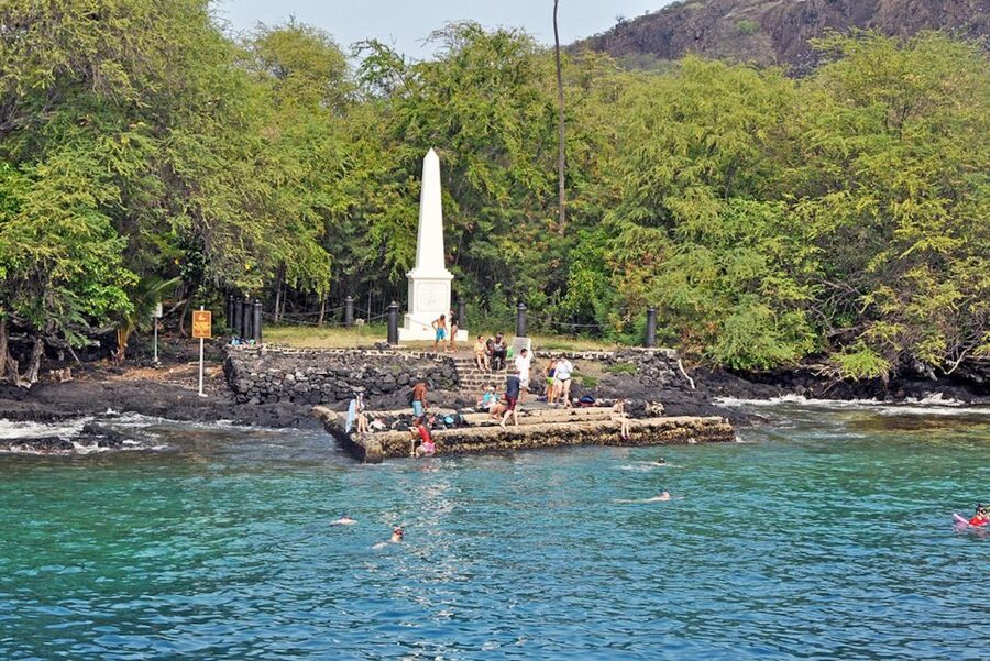 Kailua-Kona: Captain Cook Reef Catamaran Day Trip with Lunch - Key points to know before booking