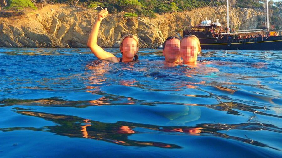 Kassandra: Sunset Sailing Boat Tour of Secluded Coves - Sunset over the Aegean