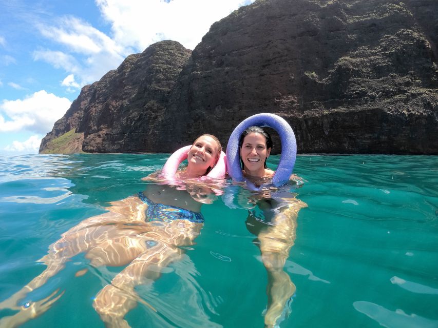 Kauai: Napali Coast Sail & Snorkel Tour from Port Allen - Should you book it?