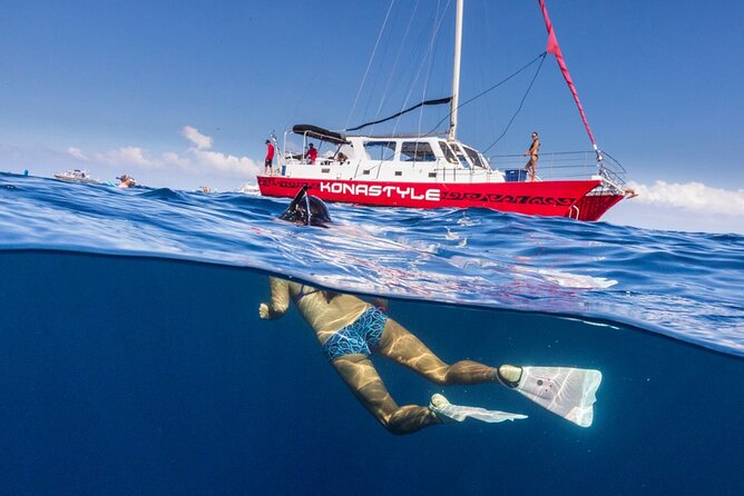 Kealakekua Bay (Captain Cook Monument) Snorkel and Sail Adventure - The crew is a major part of the experience