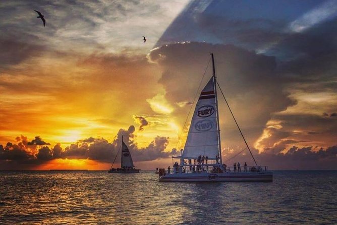 Key West Sunset Sail with Live Music, Drinks and Appetizers - Getting to Fury’s Greene Street dock