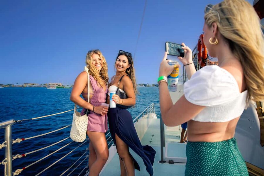 Key West: Sunset Sailing Trip with Open Bar, Food and Music - Sailing out from Key West’s historic seaport