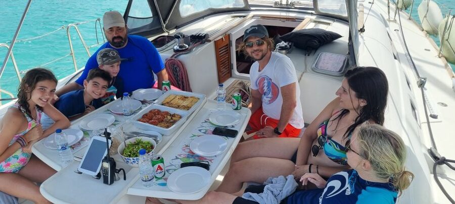 Kissamos: Balos and Gramvousa Private Sailing Trip with Meal - What the crew and boat add