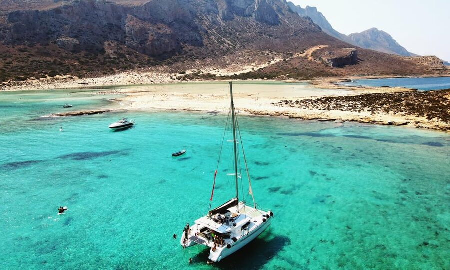 Kissamos: Balos & Gramvousa Luxury Catamaran Sailing Cruise - Why this catamaran works better than a big ferry