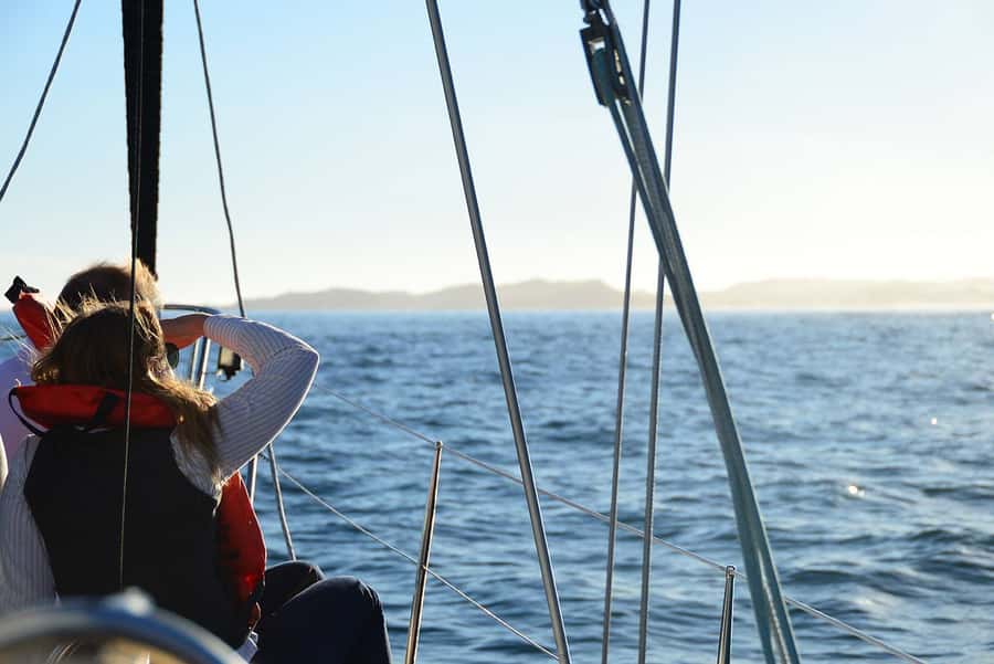 Knysna: 2.5-Hour Day Sail & Lunch Charter - What the small group changes