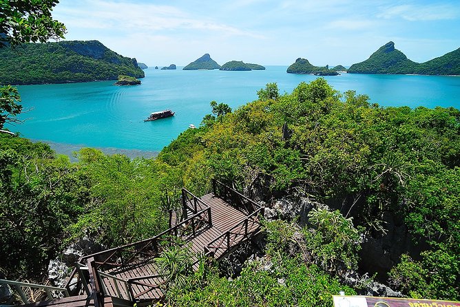 Koh Samui to Angthong Marine Park Cruise Tour By Red Baron Chinese Sailboat - Wua Ta Lap Island for beach time and swimming
