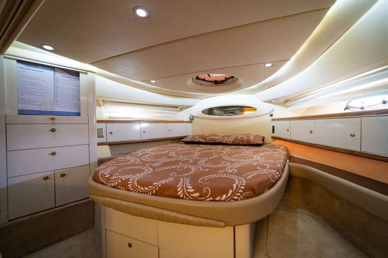 La Crucecita: Private Yacht Cruise in Huatulco with Drinks - Should you book the Huatulco private yacht cruise?