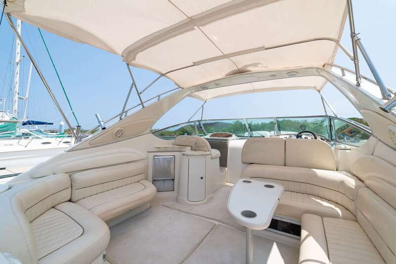 La Crucecita: Private Yacht Cruise in Huatulco with Drinks - What is included, and what is not