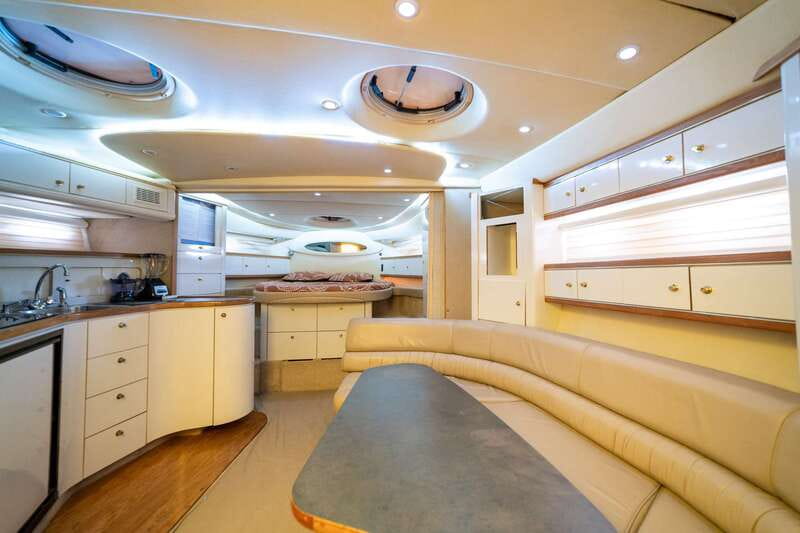 La Crucecita: Private Yacht Cruise in Huatulco with Drinks - Timing, delays, and the reality of a full day at sea
