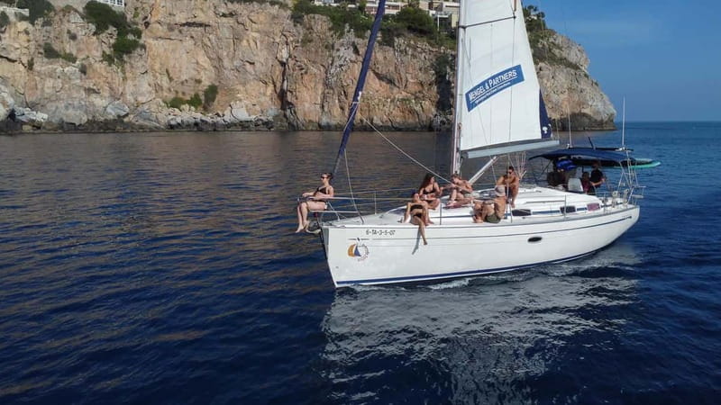 La Herradura: Sailing with a view of dolphins - Key points to know before you book