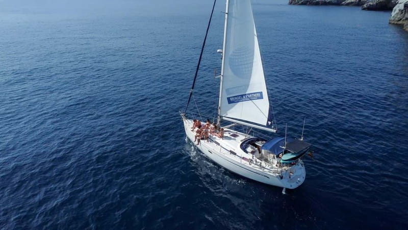 La Herradura: Sailing with a view of dolphins - Sailing La Herradura aboard a Bavaria 37 Cruiser