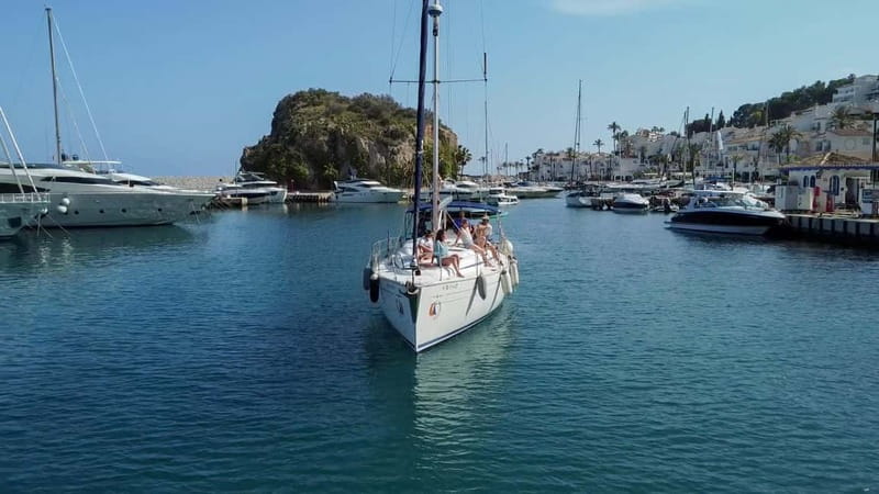 La Herradura: Sailing with a view of dolphins - What the price includes at $82