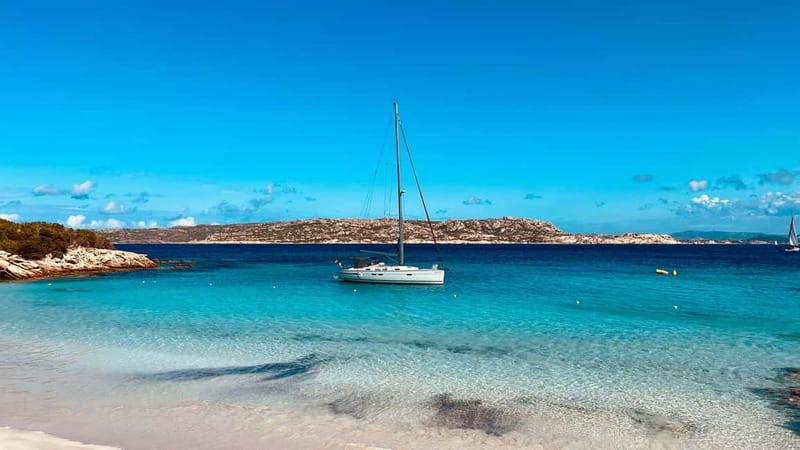 La Maddalena Arcipelago: Sailing boat tour with lunch - Who should book this trip