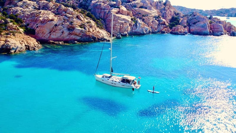 La Maddalena Arcipelago: Sailing boat tour with lunch - Meeting the boat in Palau