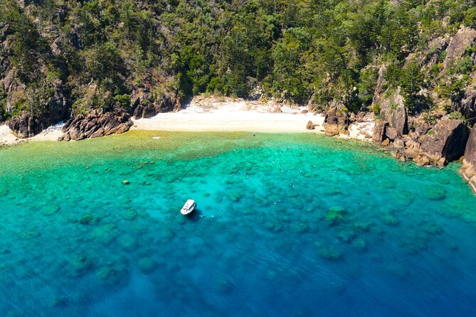 Lady Enid Sailing to Hook Island Cultural Site & Snorkelling - Returning with antipasto and Australian sparkling wine