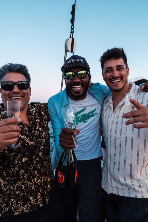 Lagos: Sunset Sail aboard a Traditional Boat with Prosecco - Sailing Along the Golden Coast