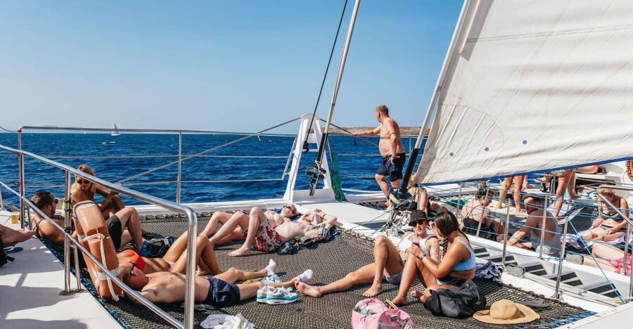 Lanzarote: Day Trip to the Papagayo Beaches by Catamaran - Lunch, mojitos, and the open bar