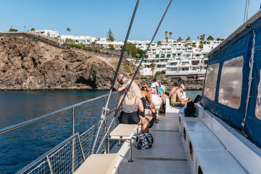 Lanzarote: Day Trip to the Papagayo Beaches by Catamaran - Transport, access, and small practical snags