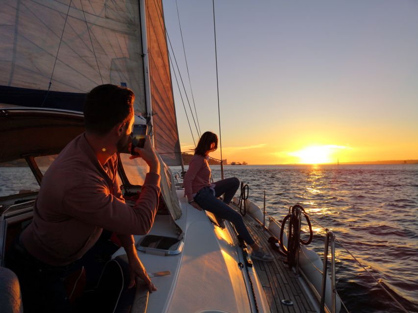 Lisbon: 2-Hour Sunset Sailing Tour on Luxury Sailing Yacht - Why Lisbon looks better from the Tagus