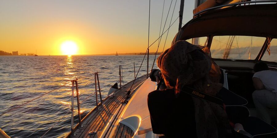 Lisbon: 2-Hour Sunset Sailing Tour on Luxury Sailing Yacht - Lisbon Cathedral and the National Pantheon