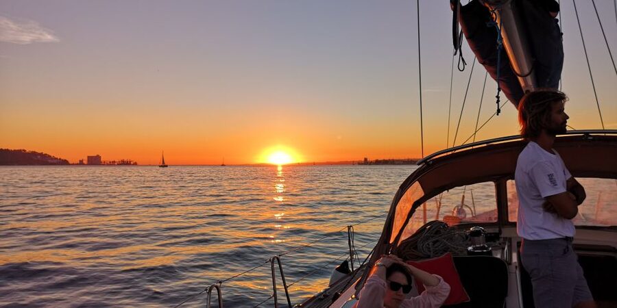 Lisbon: 2-Hour Sunset Sailing Tour on Luxury Sailing Yacht - Belém Tower and Lisbon’s seafaring past