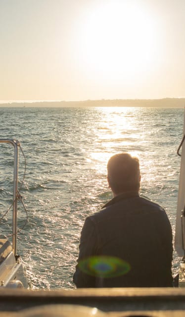Lisbon 2 Hours Sailing Day Tour and Cruise With Drinks - Belém Tower and the edge of the city