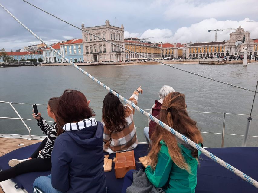 Lisbon: City Skyline Sailboat Cruise with Drink and Snacks - Belém Tower and the monuments of discovery