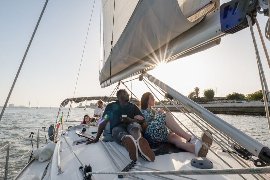Lisbon: Daytime/Sunset/Night City Sailboat Tour with Drink - The 25 de Abril Bridge and Christ the King