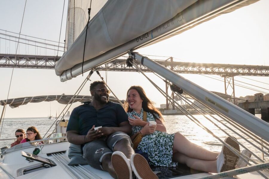 Lisbon: Daytime/Sunset/Night City Sailboat Tour with Drink - From the Monument to the Discoveries to Belém Tower