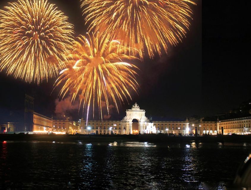 Lisbon: New Year’s Eve Fireworks Tagus River Sailing Cruise - Belém Tower and the Monument to the Discoveries