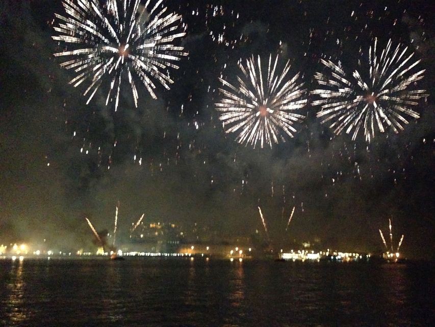 Lisbon: New Year’s Eve Fireworks Tagus River Sailing Cruise - Bairro Alto, São Jorge Castle, and Alfama